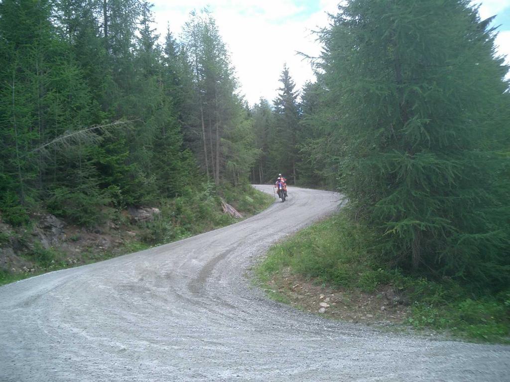 4.LC8.info_JonathanKelly_059.JPG