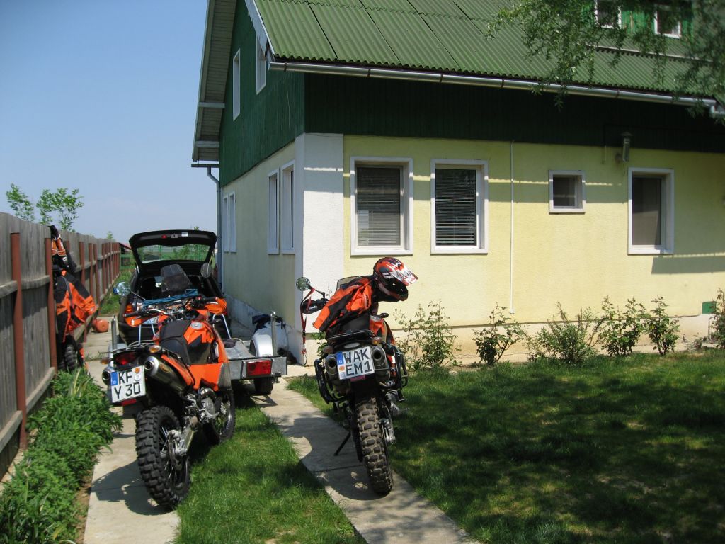 20070428-121828-ME.JPG