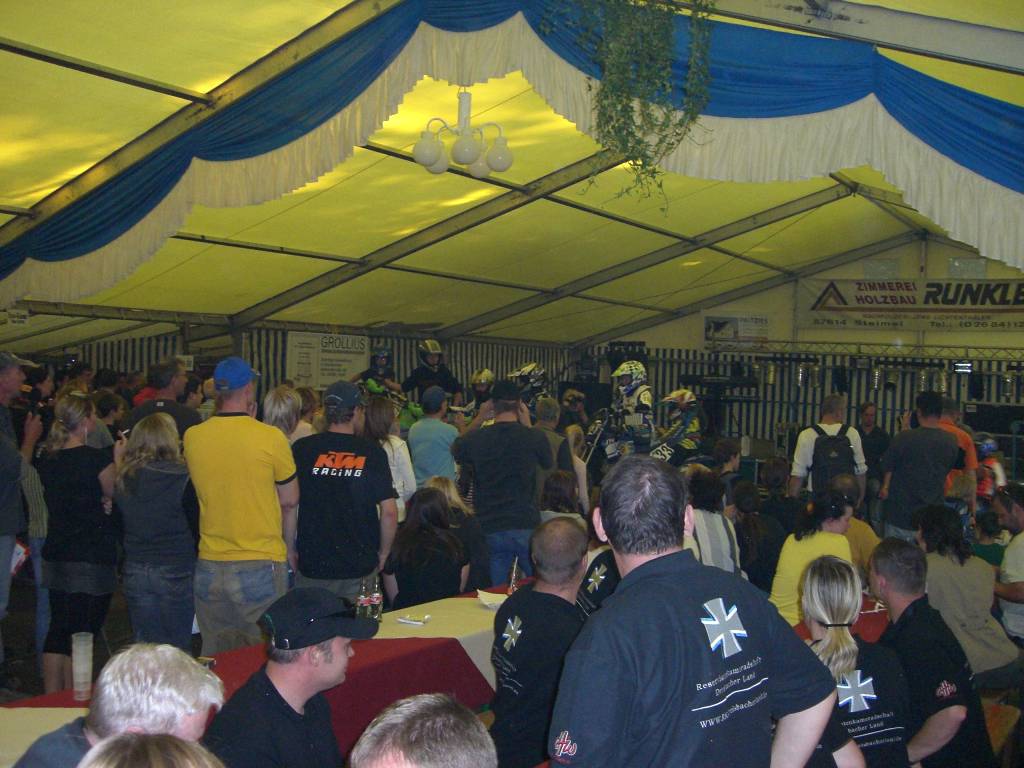 CIMG3949_small.jpg