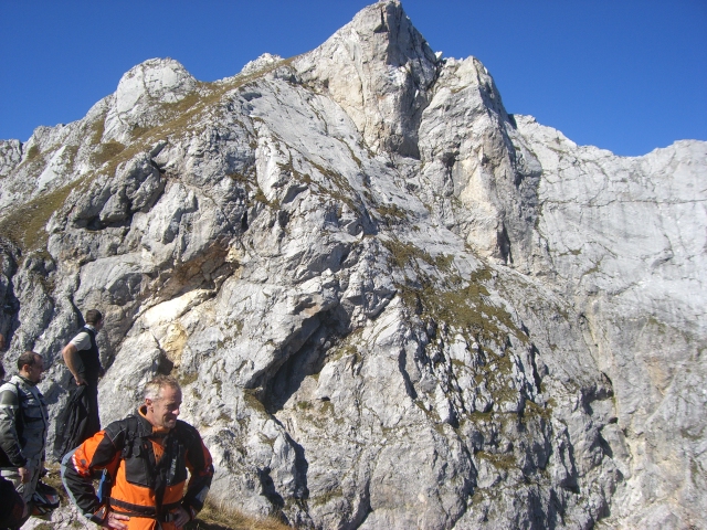 Unser Guide am Mangart.JPG