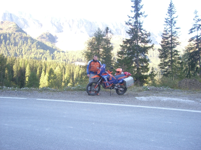 Zwischenstopp vor dem Sella di Razzo.JPG