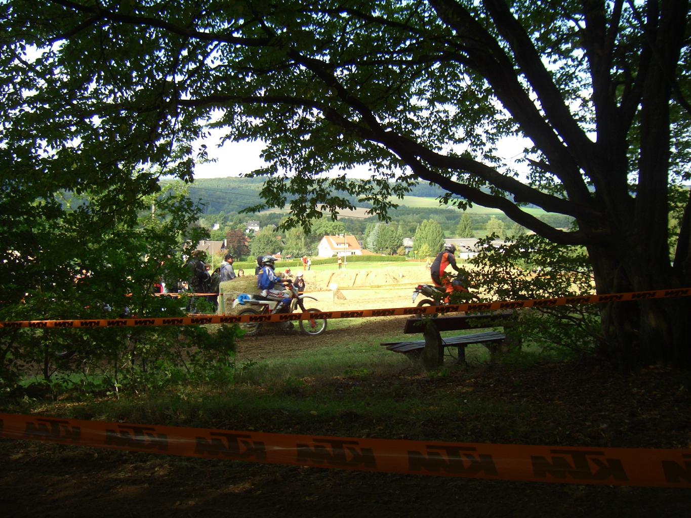 DSCI2327.JPG
