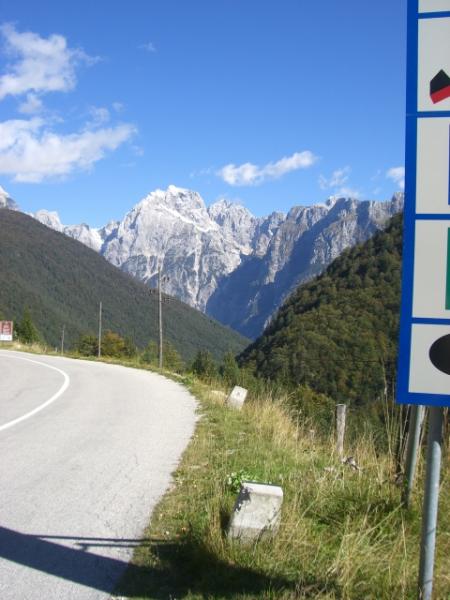Blick von der Slovenischen Grenze beim Predelpass.JPG