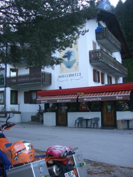 Hotel Genzianella.JPG