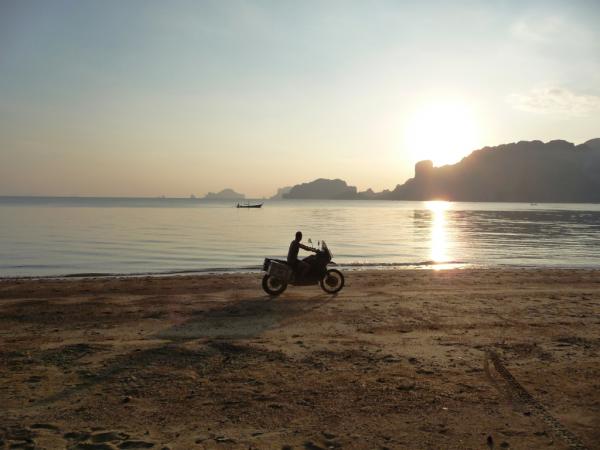 83Thailand Strand.JPG